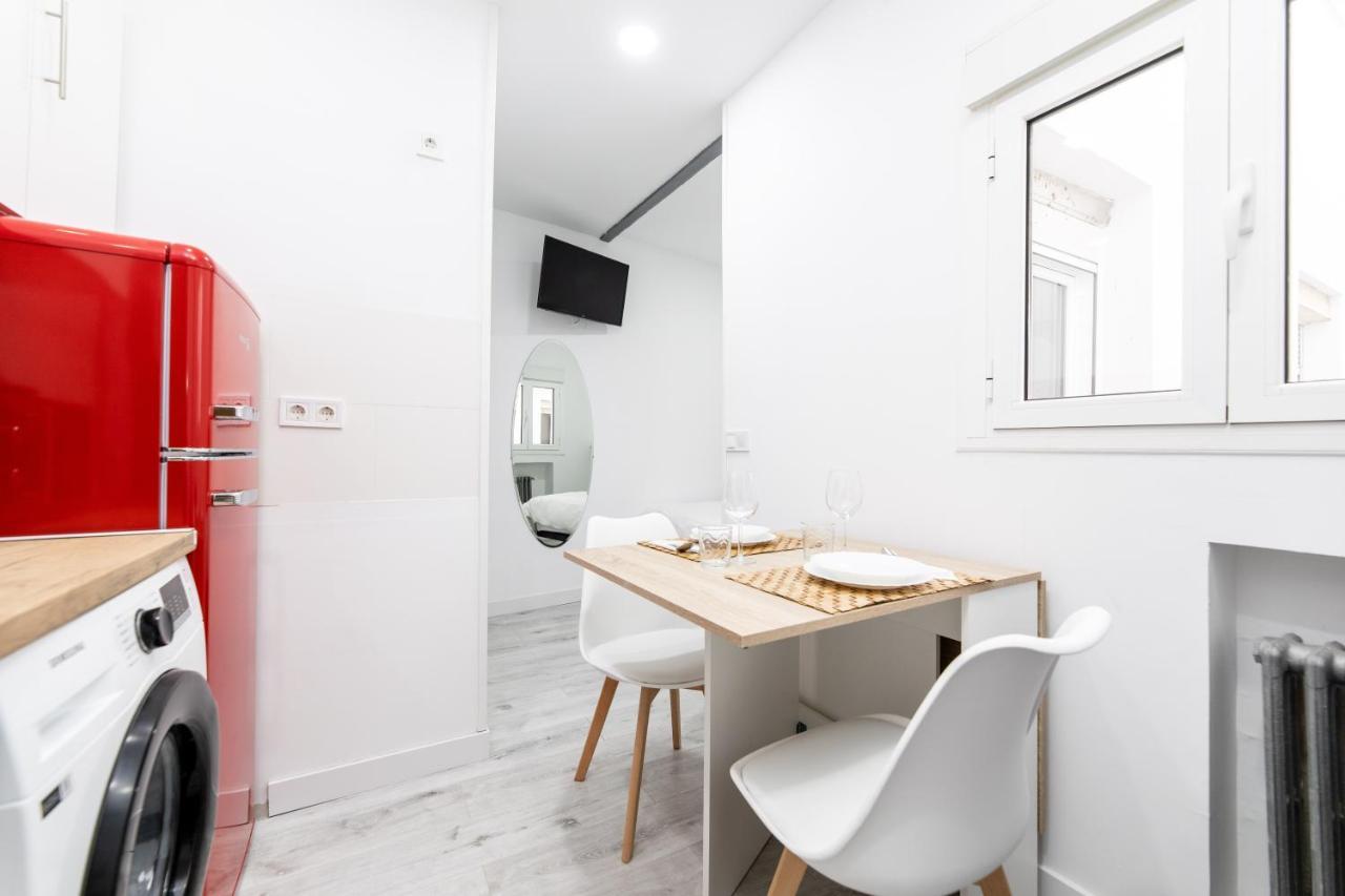Los Apartamentos Jacinto Benavente Centro Madrid Esterno foto
