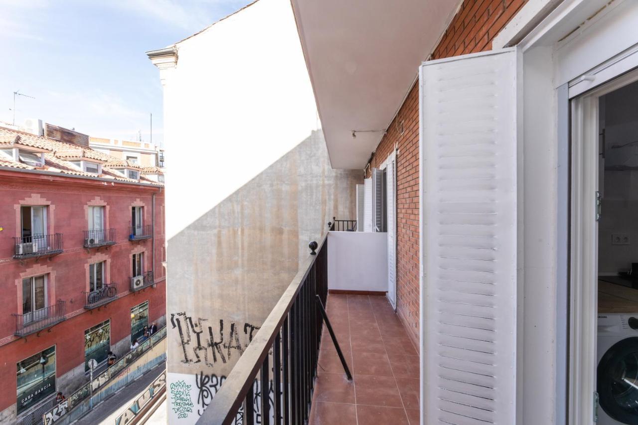 Los Apartamentos Jacinto Benavente Centro Madrid Esterno foto