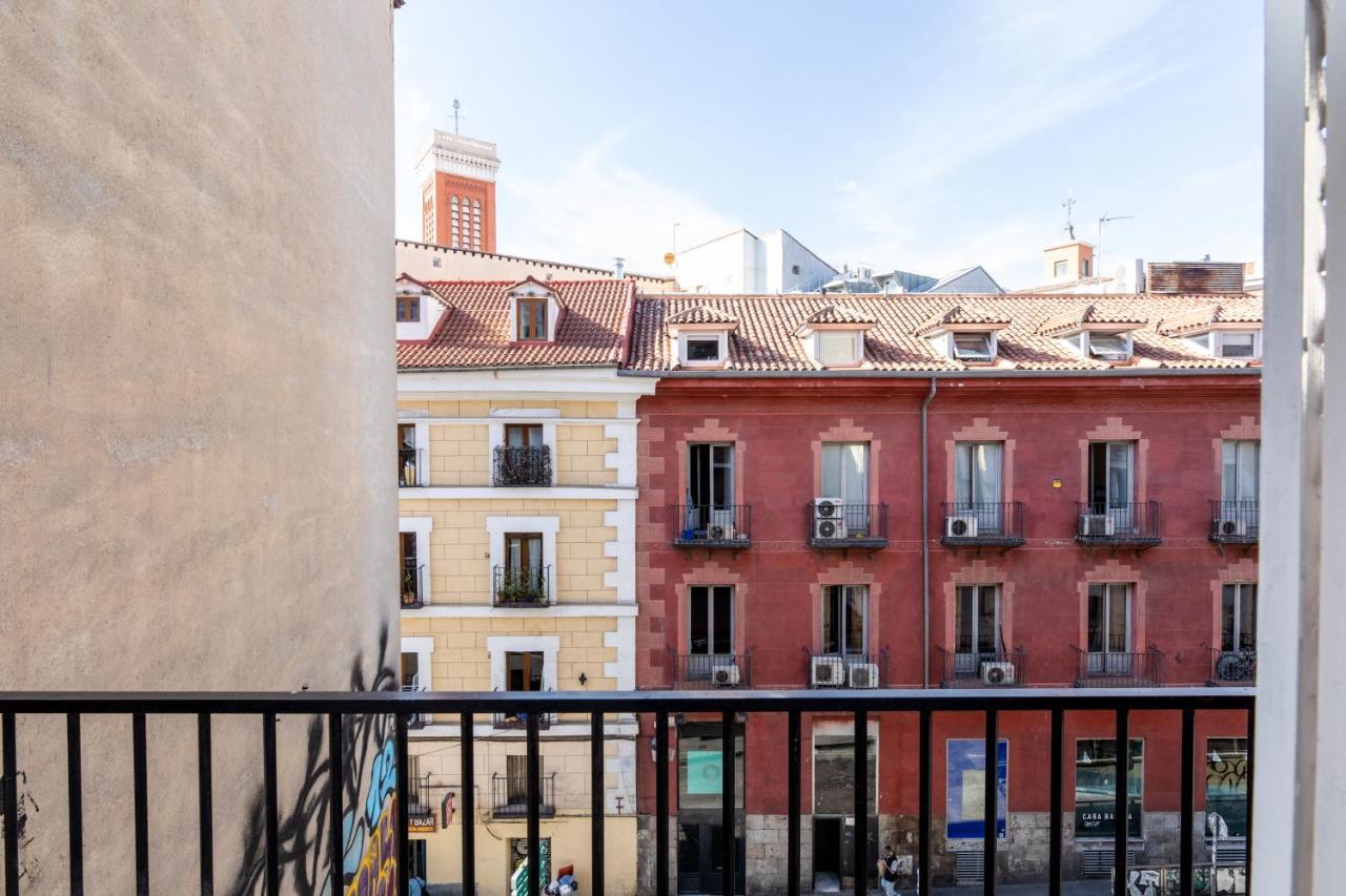 Los Apartamentos Jacinto Benavente Centro Madrid Esterno foto