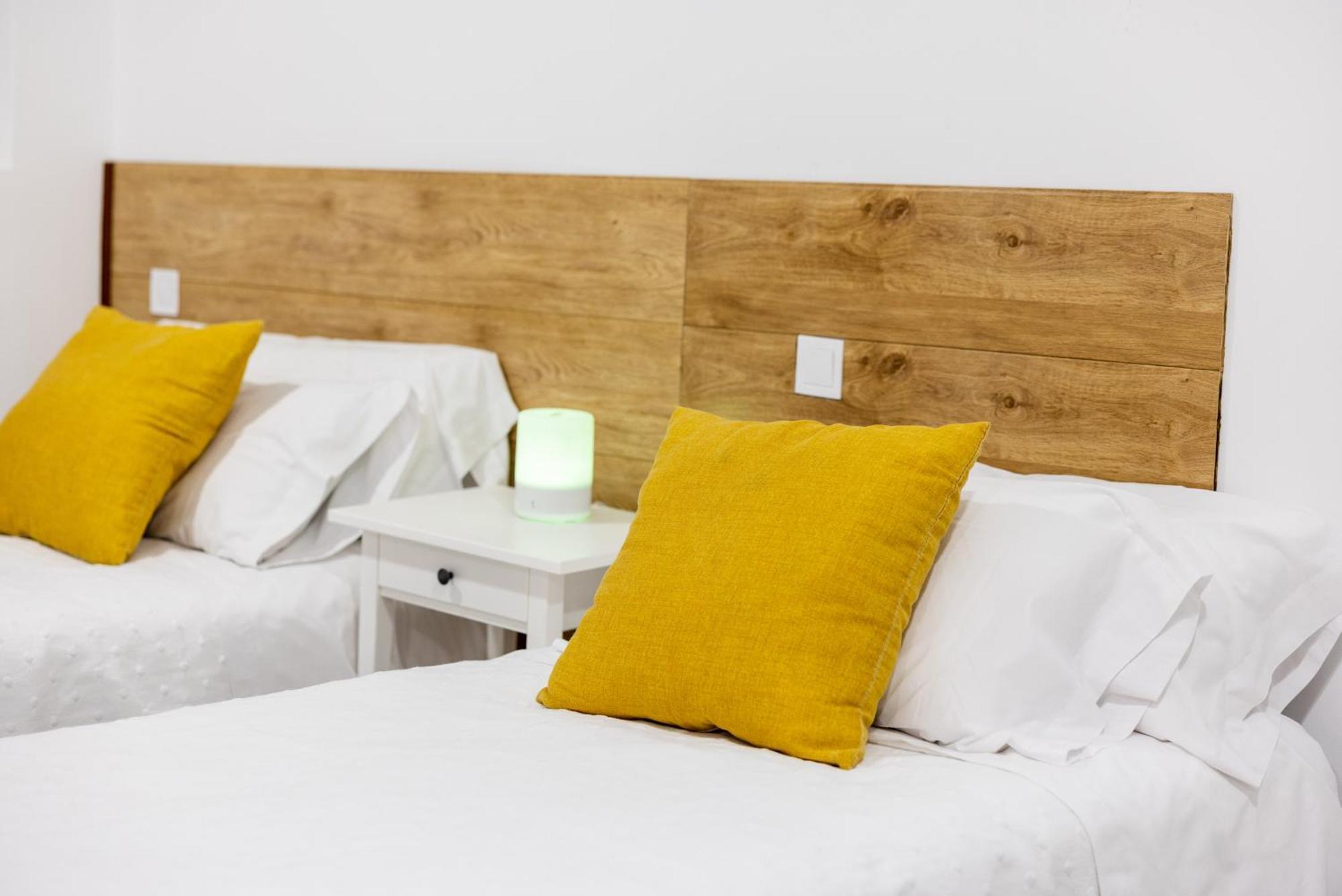 Los Apartamentos Jacinto Benavente Centro Madrid Esterno foto