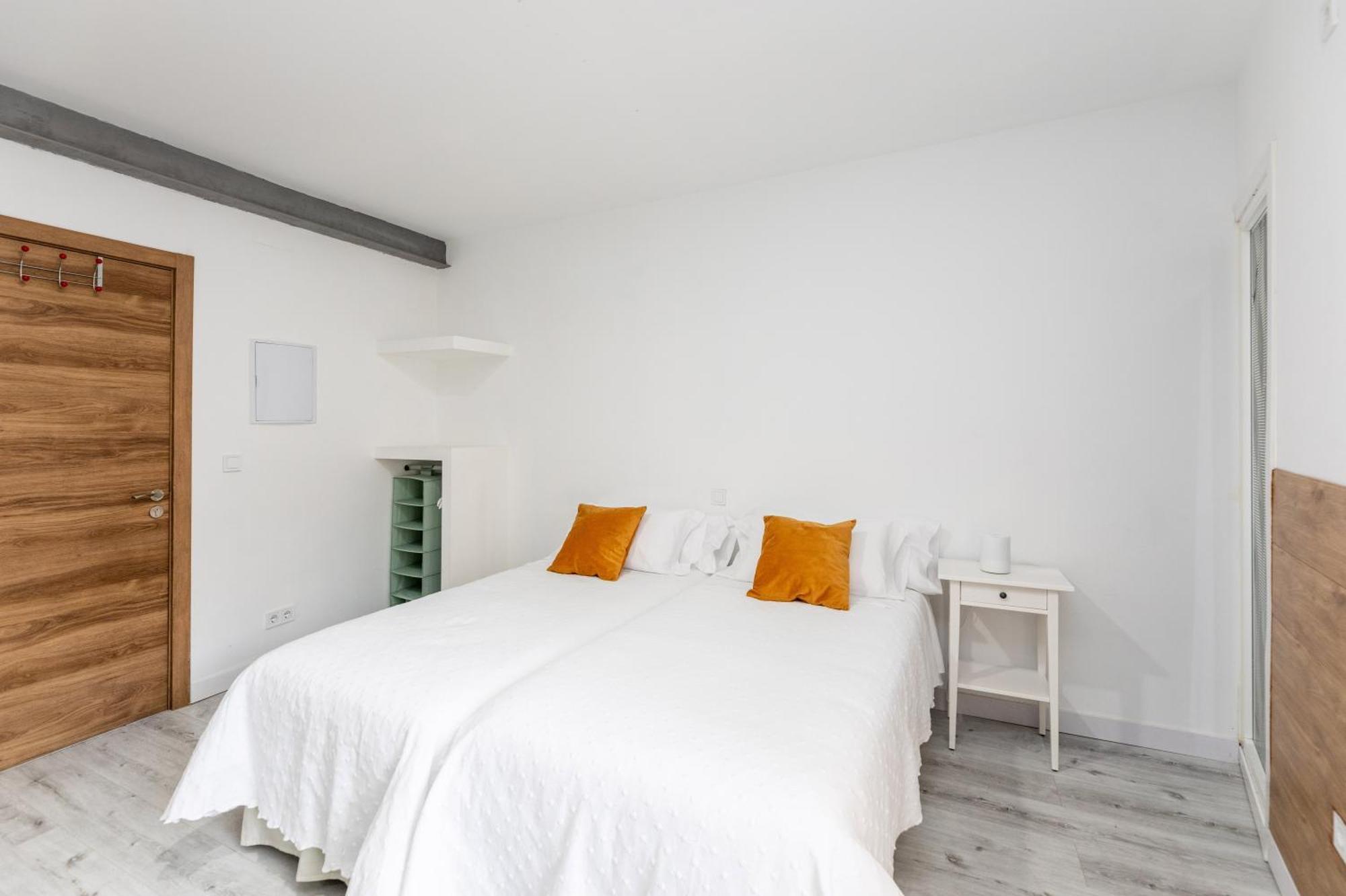 Los Apartamentos Jacinto Benavente Centro Madrid Esterno foto